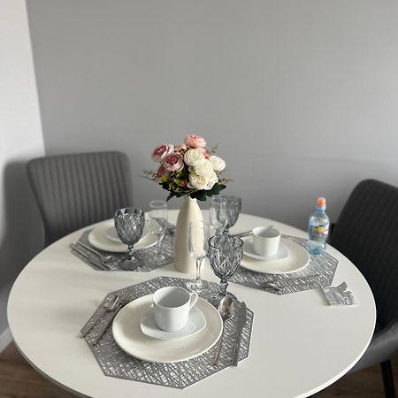 アルマトイАтлант Жкアパートメント エクステリア 写真